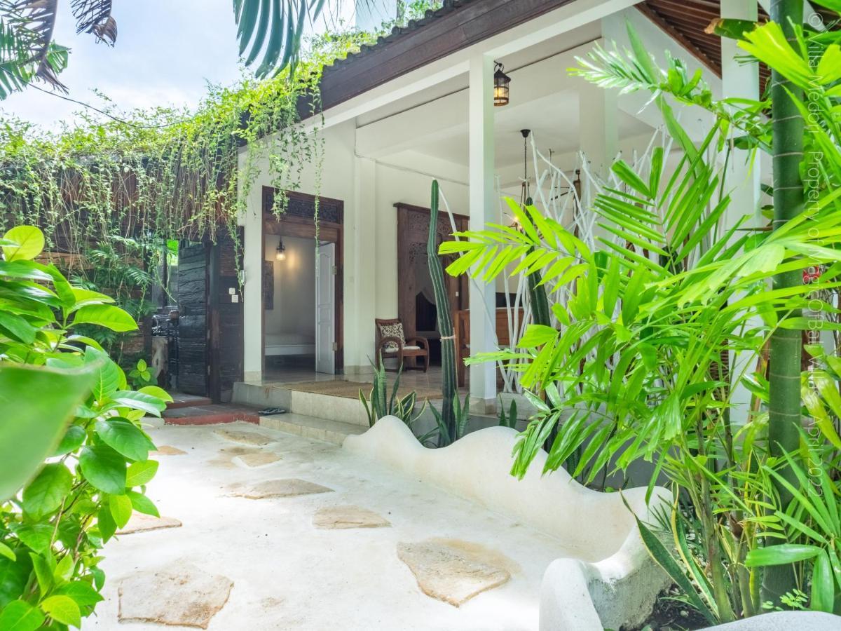 Villa Enjoy - Seminyak Center 외부 사진